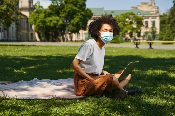 L'Impact des Nouvelles Régulations sur les Pratiques Médicales